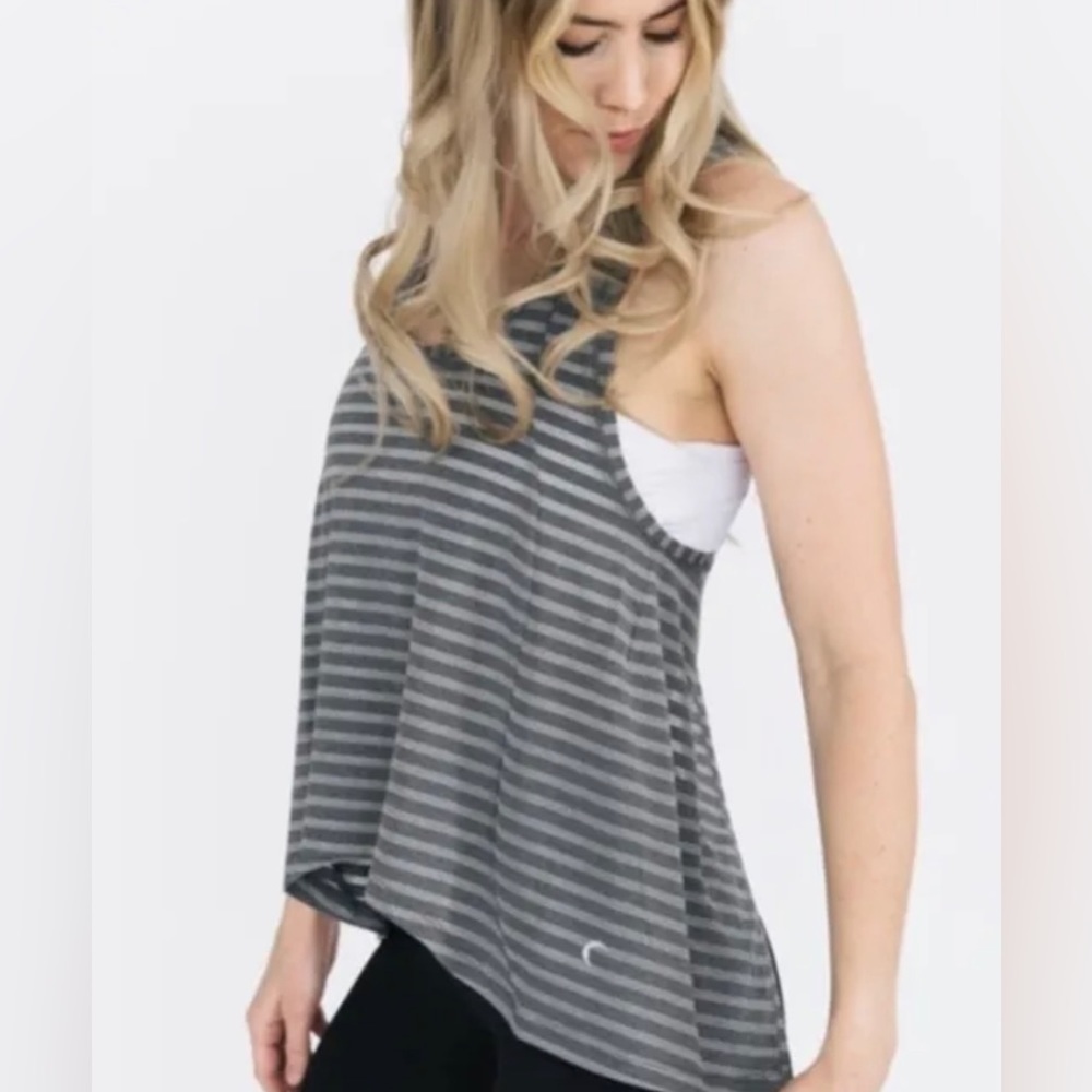 ZYIA Women’s Active Gray Nimbus Crisscross Open Back Tank Top Size XS